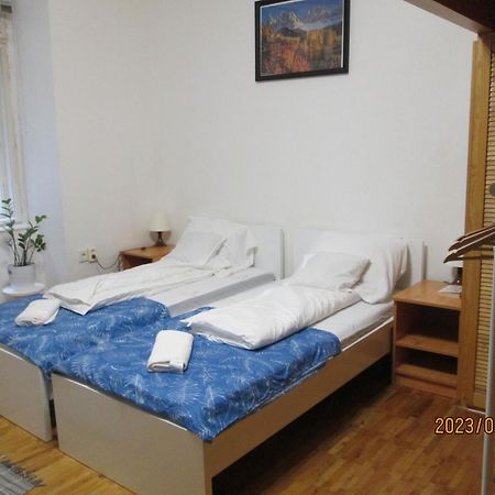 Lavender Apartment Near Heroes' Square & Puskas Stadium Budapest Exterior photo