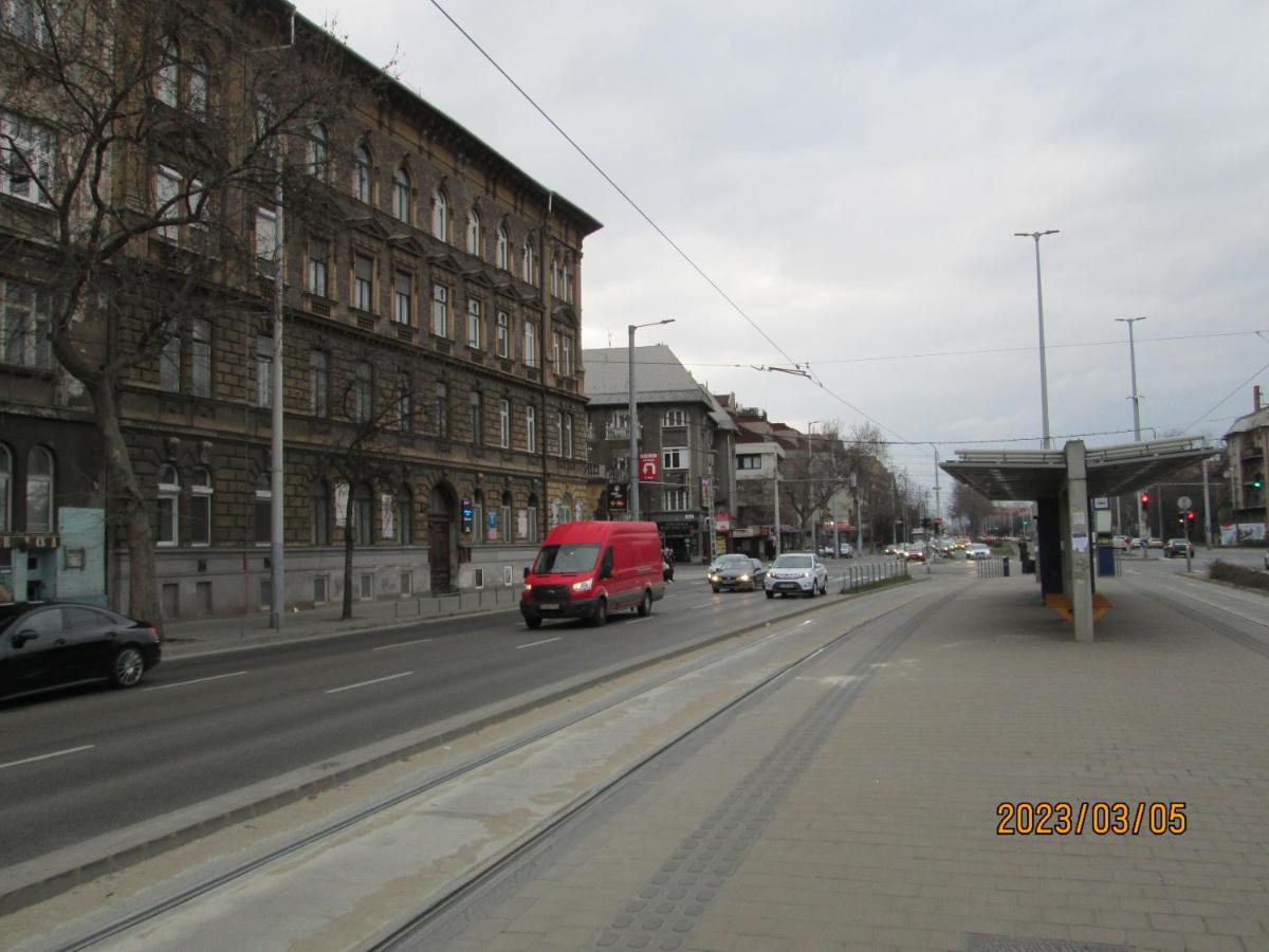 Lavender Apartment Near Heroes' Square & Puskas Stadium Budapest Exterior photo