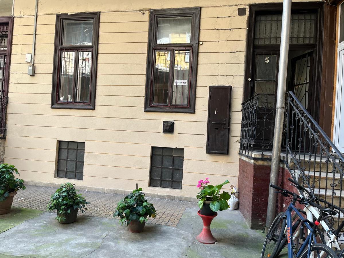 Lavender Apartment Near Heroes' Square & Puskas Stadium Budapest Exterior photo